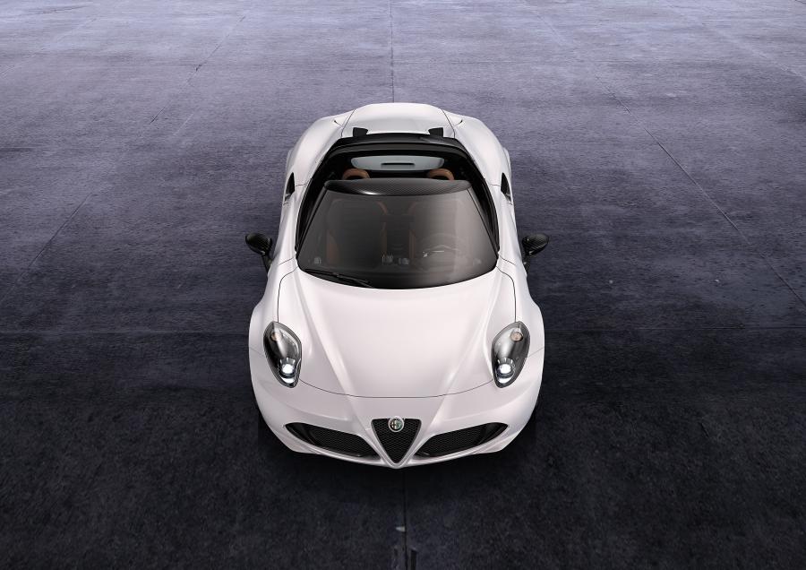  Alfa Romeo 4C Spider Concept 2014 года  (фото 6 из 6)
